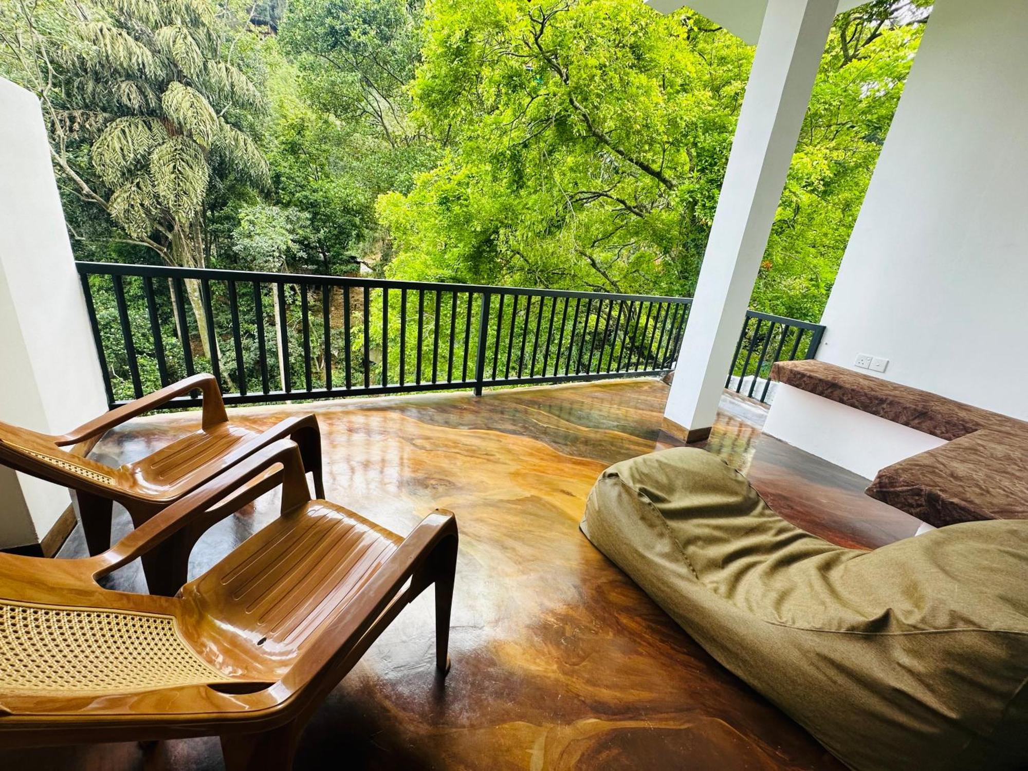 River Splendour Home Stay Ella Kültér fotó